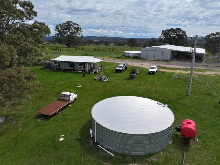 Click to view all images 230 Metcalfe-Elphinstone Road Elphinstone VIC 3448 - Image 3