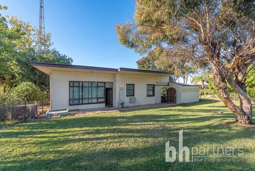 Click to view all images 131 Lobban Road Monash SA 5342 - Image 2