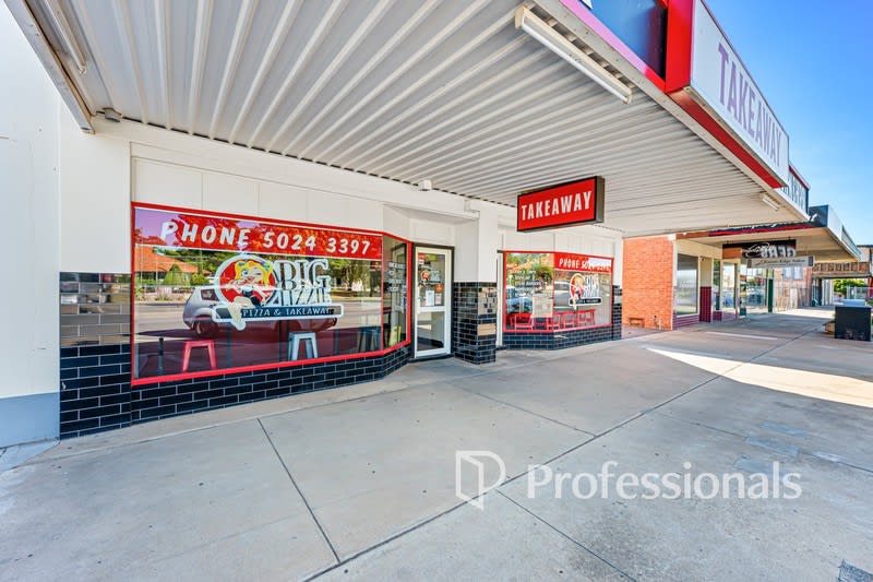 Click to view all images 9-11 Indi Avenue Red Cliffs VIC 3496 - Image 2