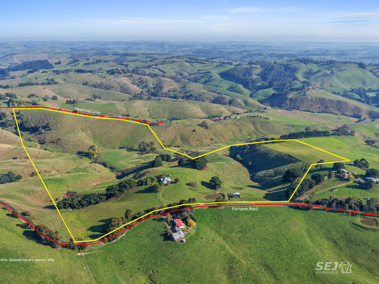 Click to view all images 225 Fairbank Road Arawata VIC 3951 - Image 3