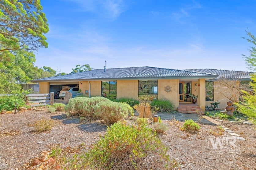 Click to view all images 469 Bevan Road Mount Barker WA 6324 - Image 2