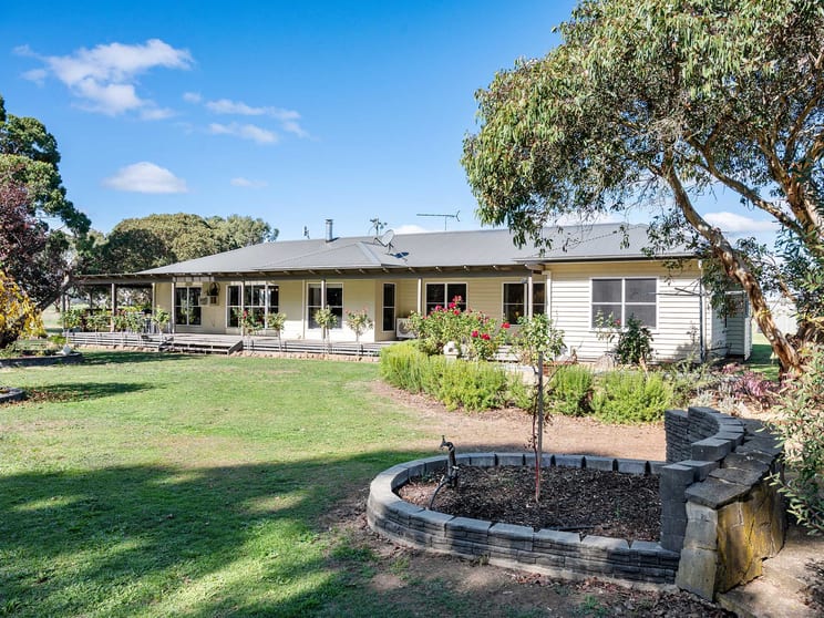 Click to view all images 42 Beesons Road Byaduk North VIC 3300 - Image 1
