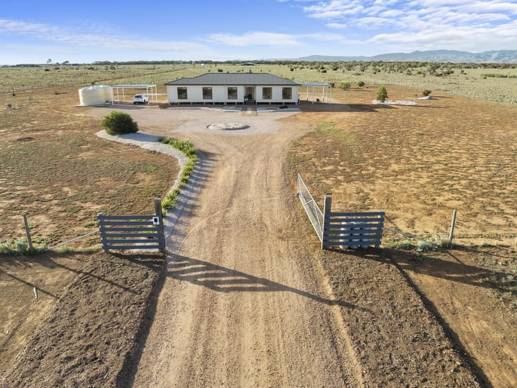 Click to view all images 98 Keeley Road Port Germein SA 5495 - Image 2