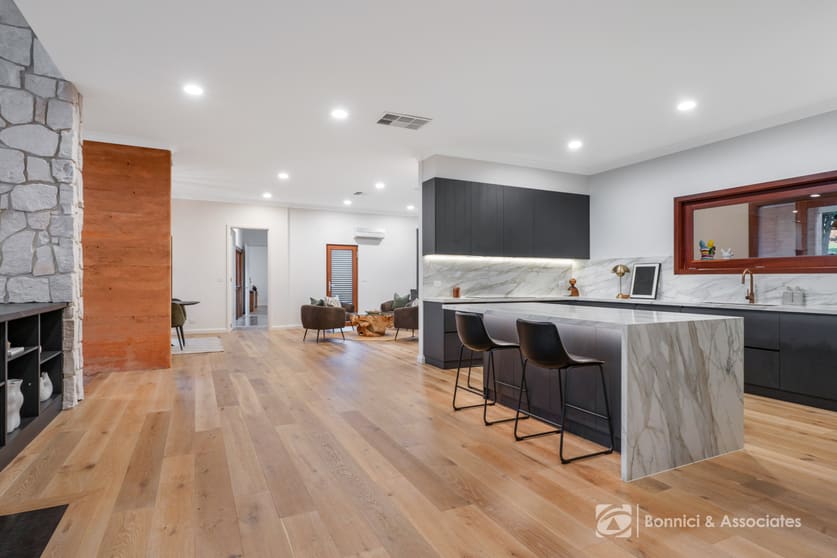 Click to view all images 39 Lees Lane Bonegilla VIC 3691 - Image 3