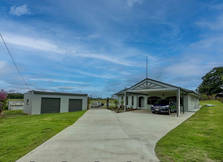Click to view all images 46 Jordan Street Meridan Plains QLD 4551 - Image 3