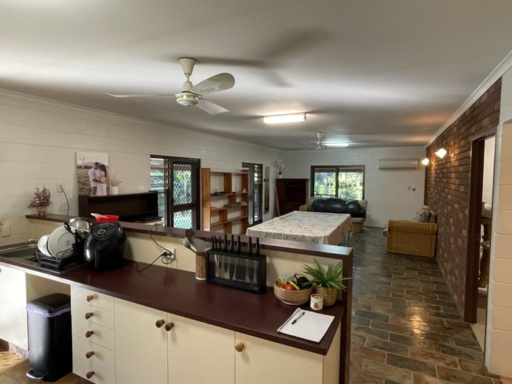 Click to view all images 1596 Hawkins Creek Road Hawkins Creek QLD 4850 - Image 3