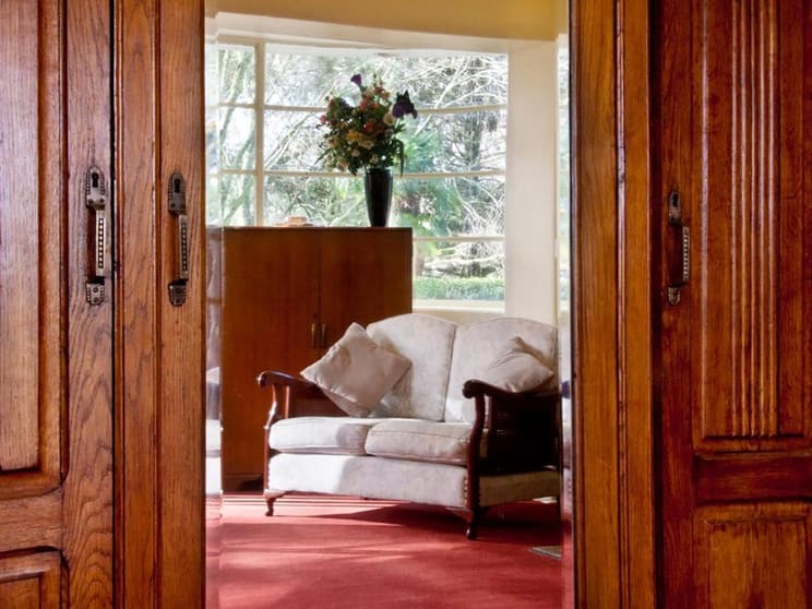 Click to view all images Motel business for sale in Beechworth - Image 3