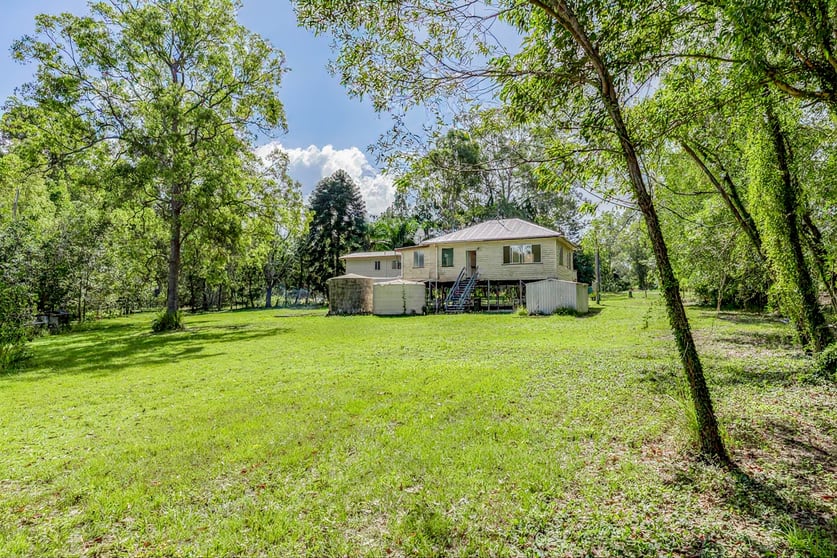 Click to view all images 26 Sunray Road Mothar Mountain QLD 4570 - Image 3