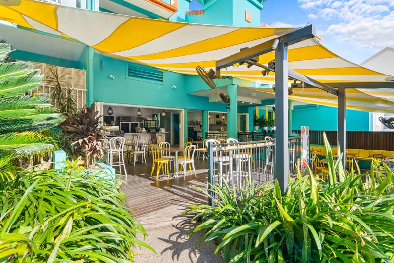 Click to view all images 16/34 The Little Red Kitchen, Grant Street Port Douglas QLD 4877 - Image 1
