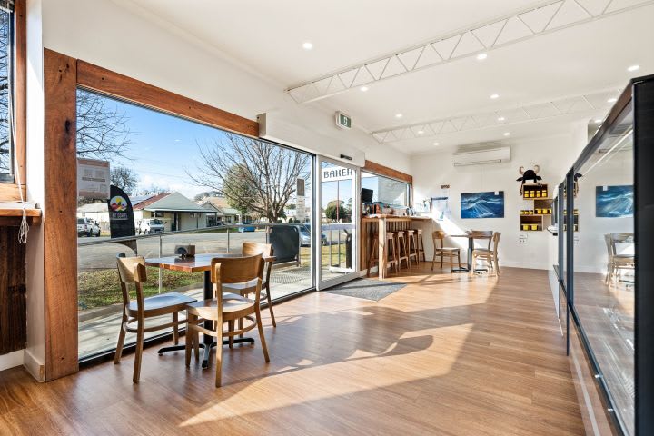 Bakery  business for sale in Swifts Creek - Image 1