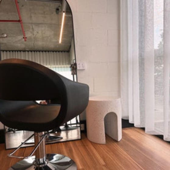 Click to view all images Beauty Salon business for sale in Islington - Image 2
