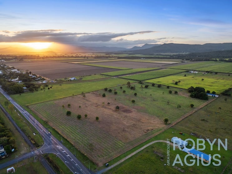 Click to view all images 2388 Mackay Eungella Road Mirani QLD 4754 - Image 1