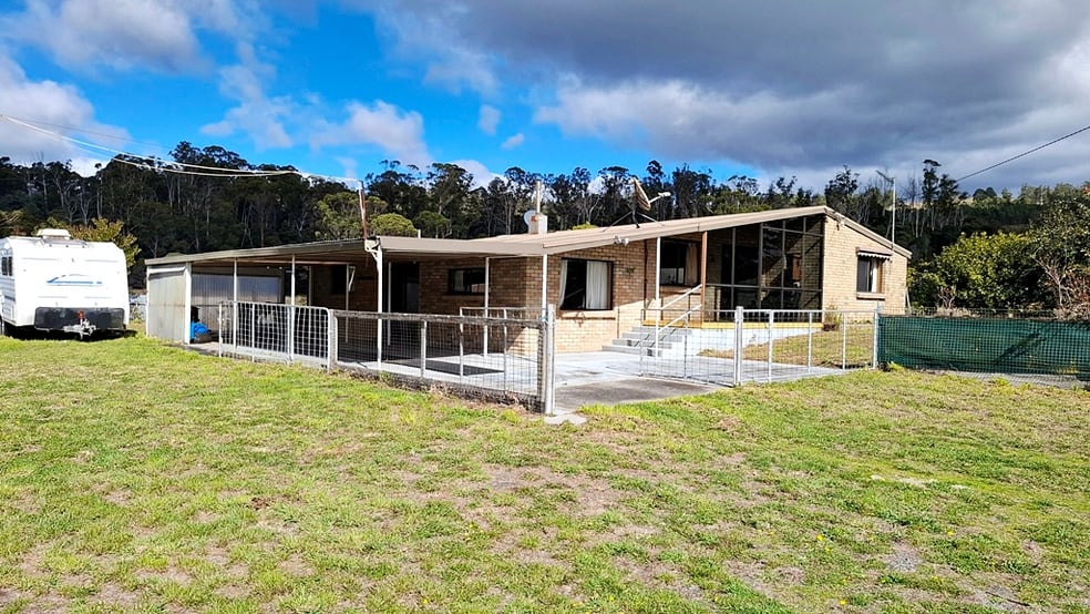Click to view all images 34 Lamberts Road Merseylea TAS 7305 - Image 2