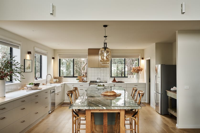 Click to view all images 254 FERNHILLS ROAD Sheans Creek VIC 3666 - Image 3