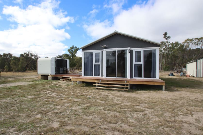 427 Brusharbers Road Wallangarra QLD 4383 - Image 1
