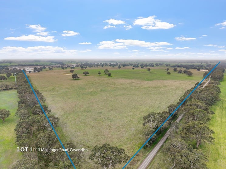 Click to view all images 113 Mokanger Road Cavendish VIC 3314 - Image 2