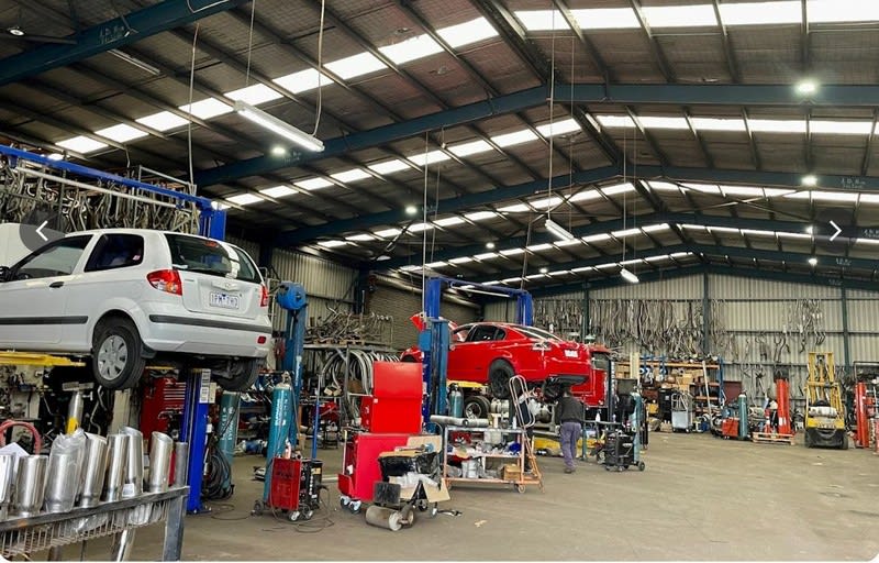 Accessories & Parts  business for sale in Laverton North - Image 3