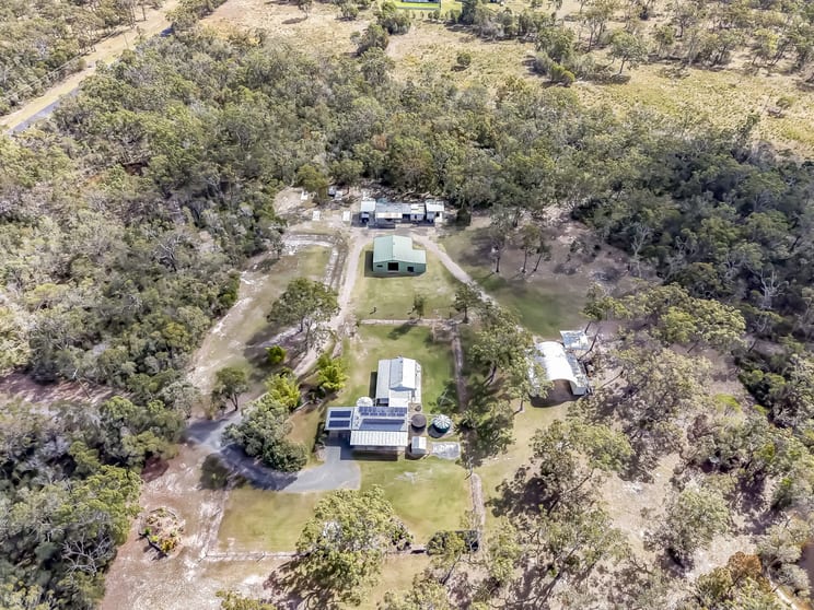 Click to view all images 29 Pacific Haven Circuit Pacific Haven QLD 4659 - Image 2