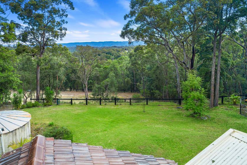 Click to view all images 22 Edith Black Road Blaxlands Ridge NSW 2758 - Image 2