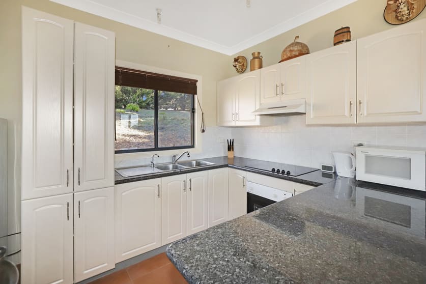 Click to view all images 52 Wilson Drive Oberon NSW 2787 - Image 2