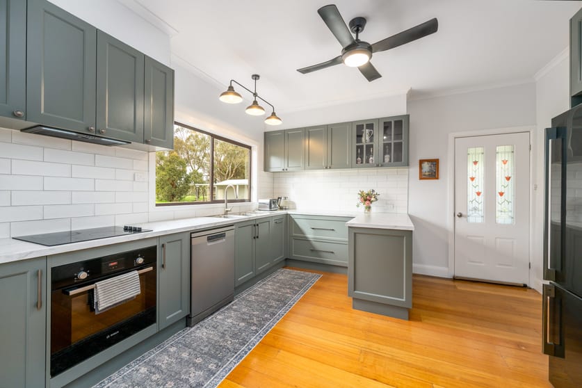 Click to view all images 1503 Corop Wanalta Road Corop VIC 3559 - Image 2