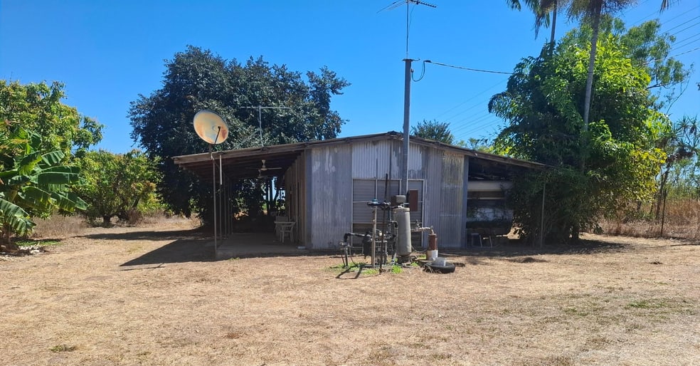 Click to view all images 135 Trenow Road Darwin River NT 0841 - Image 1