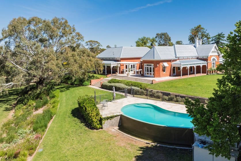Click to view all images 874 Oura Road Wagga Wagga NSW 2650 - Image 1