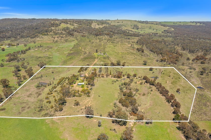 Click to view all images 101 Evans Road Mudgee NSW 2850 - Image 2