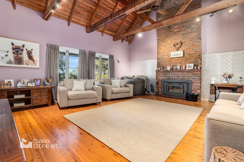 Click to view all images 239 Long Point Road Mullion Creek NSW 2800 - Image 3