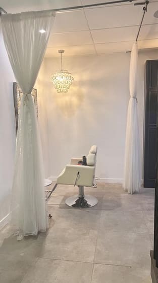 Beauty Salon  business for sale in Mitcham - Image 3