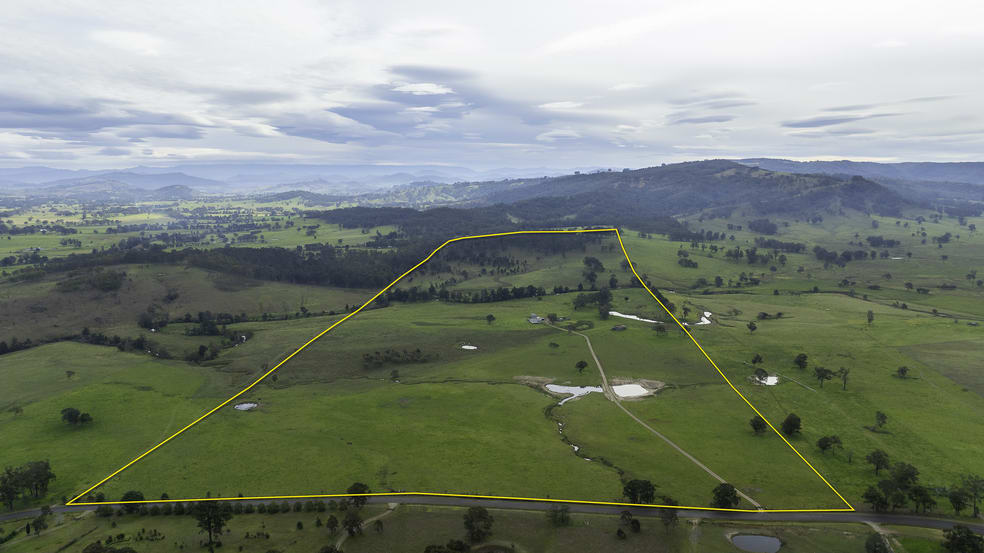 Click to view all images 204 Horns Crossing Road Vacy NSW 2421 - Image 2