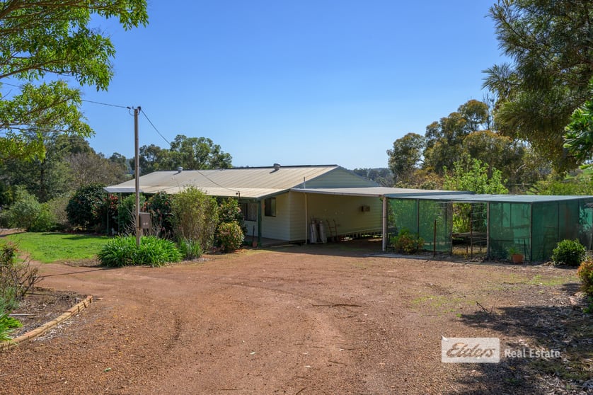 Click to view all images 79 Lukis Street Balingup WA 6253 - Image 3