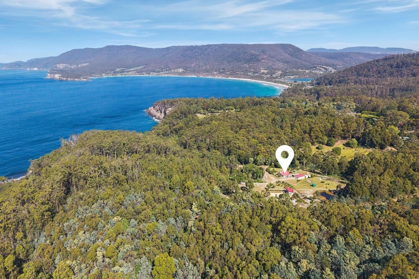 Click to view all images 139 Pirates Bay Drive Eaglehawk Neck TAS 7179 - Image 1