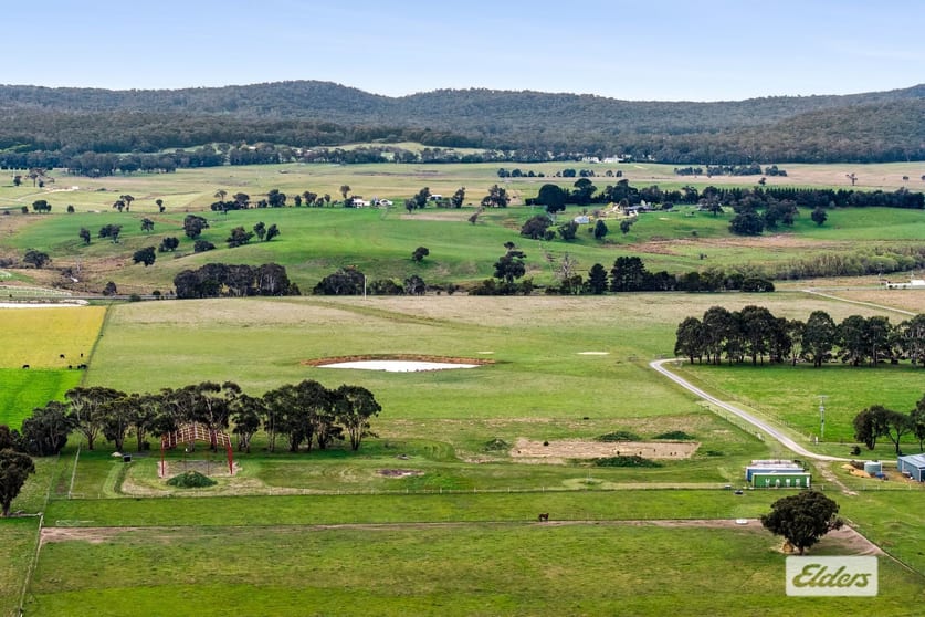 Click to view all images 1924 Three Chain Road Lancefield VIC 3435 - Image 2