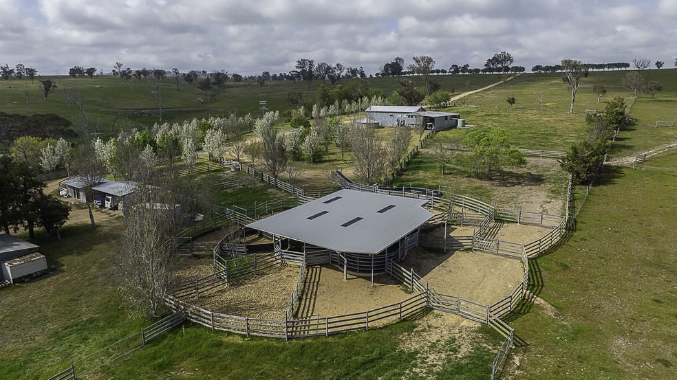 Click to view all images "Sylvania" 89 Townsend Road Armidale NSW 2350 - Image 2