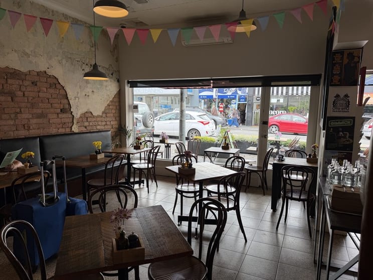 Click to view all images 392-394 Elizabeth Street North Hobart TAS 7000 - Image 2