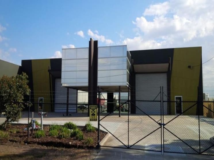 Click to view all images 32 Industrial Drive Sunshine West VIC 3020 - Image 1