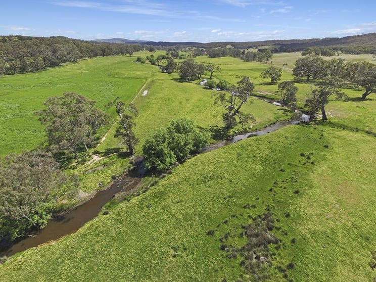 Click to view all images 5785 Northern Highway Heathcote VIC 3523 - Image 1