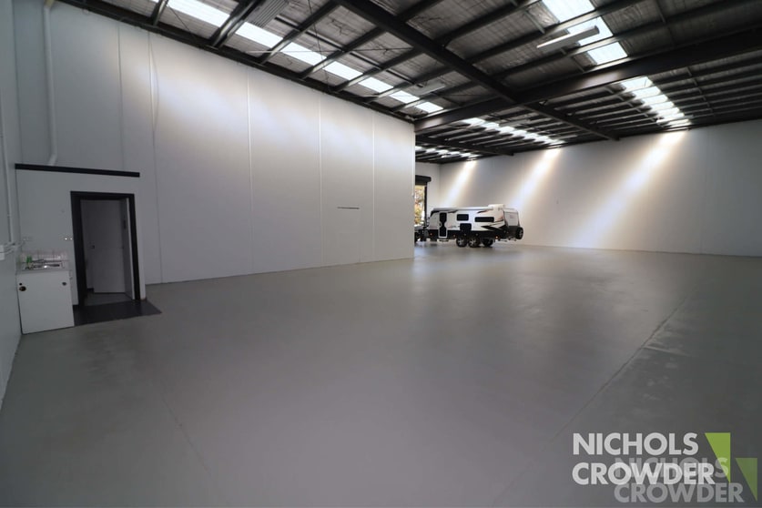 Factory, Warehouse & Industrial commercial property for lease at 5 Amayla Crescent Carrum Downs VIC 3201