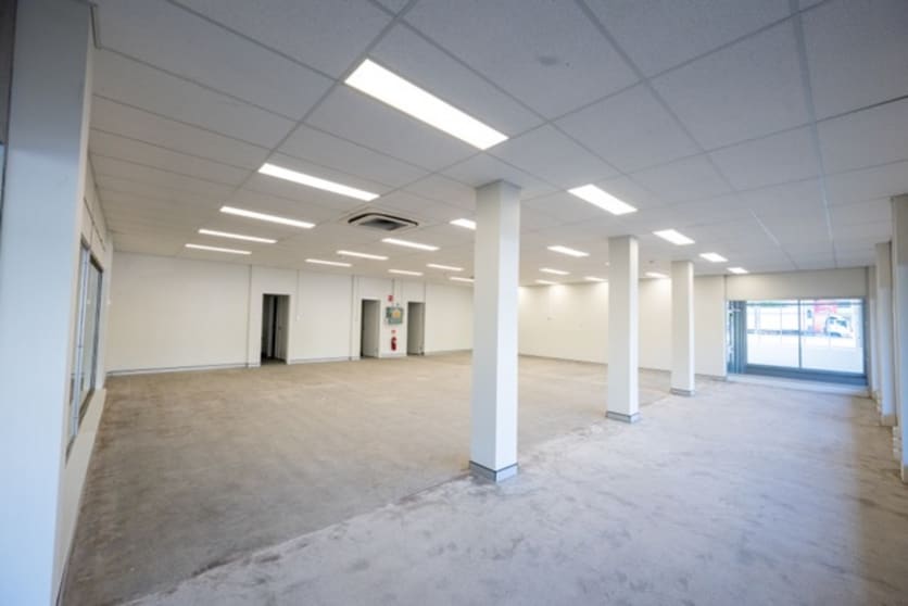 Showrooms / Bulky Goods commercial property for lease at 385 Sherwood Road Rocklea QLD 4106
