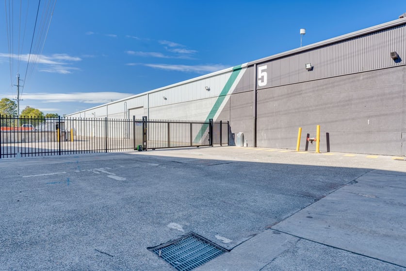 Factory, Warehouse & Industrial commercial property for lease at 338-350 Woodpark Road Smithfield NSW 2164