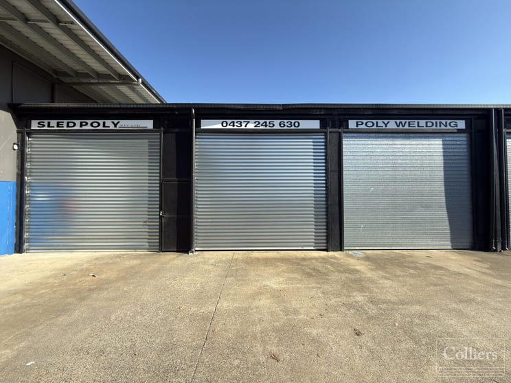 Factory, Warehouse & Industrial commercial property for lease at 6/13-19 Civil Road Garbutt QLD 4814