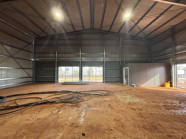 Factory, Warehouse & Industrial commercial property for lease at 15/42 Condamine Street Harristown QLD 4350