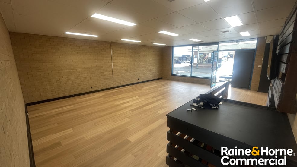Factory, Warehouse & Industrial commercial property for lease at 5/82 Townsville Street Fyshwick ACT 2609