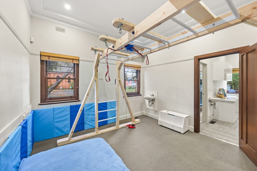 Medical / Consulting commercial property for lease at 258 Warrigal Road Glen Iris VIC 3146