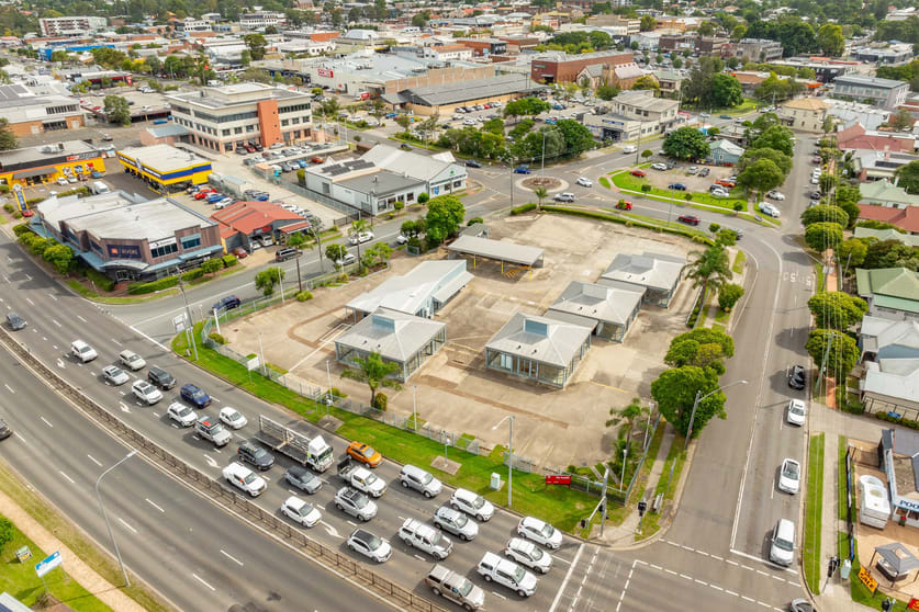 Showrooms / Bulky Goods commercial property for lease at 1 East Street Nowra NSW 2541