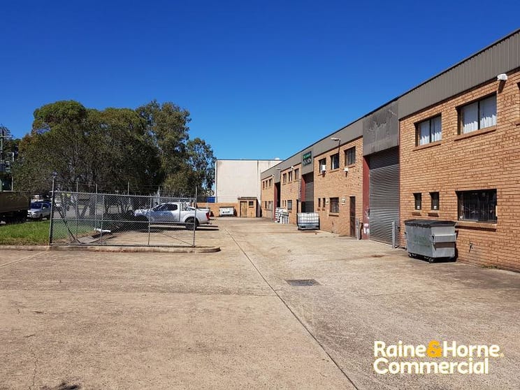 Factory, Warehouse & Industrial commercial property for lease at Unit 2/7 Devon Road Ingleburn NSW 2565 Factory, Warehouse & Industrial commercial property for lease at Unit 2/7 Devon Road Ingleburn NSW 2565