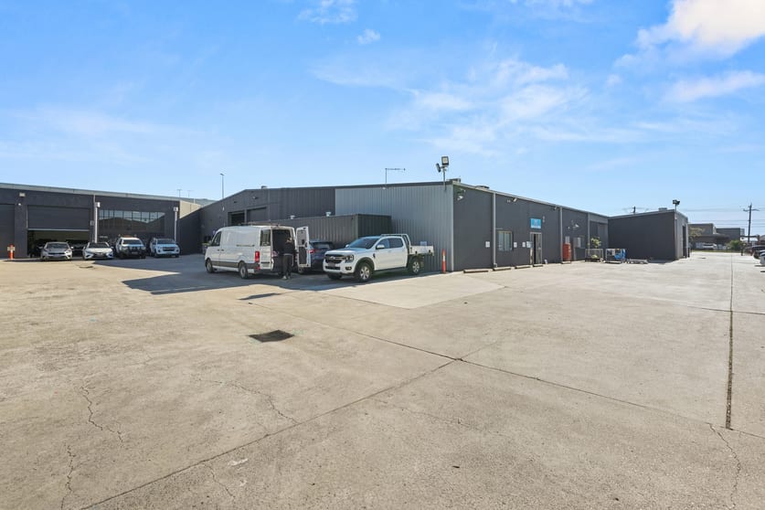 Factory, Warehouse & Industrial commercial property for lease at 9 & 2B/104-110 Keys Road Cheltenham VIC 3192 Factory, Warehouse & Industrial commercial property for lease at 9 & 2B/104-110 Keys Road Cheltenham VIC 3192