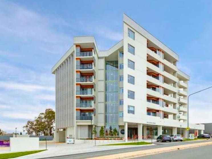 Shop & Retail commercial property for lease at Ground Floor/101-102 Swain Street Gungahlin ACT 2912