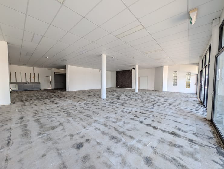 Offices commercial property for lease at 256 Nicklin Way Warana QLD 4575